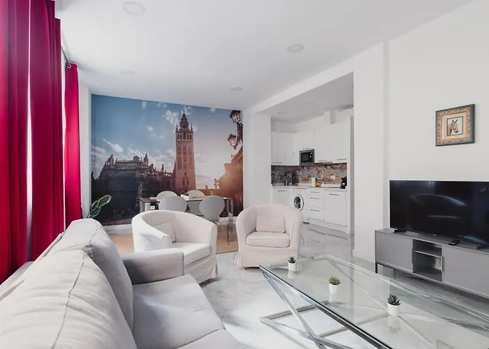 Quiet And Comfortable Fully Renovated דירה *