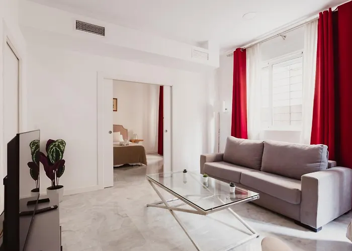 Quiet And Comfortable Fully Renovated * סביליה