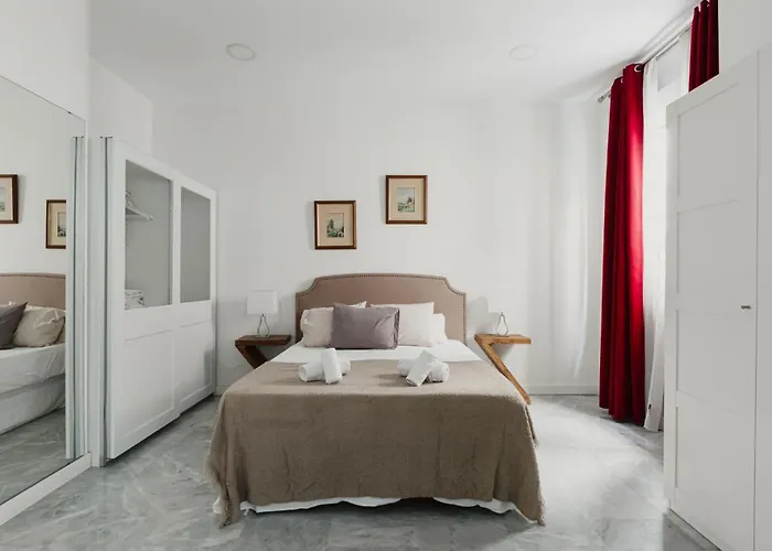 Quiet And Comfortable Fully Renovated סביליה