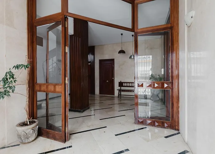 Quiet And Comfortable Fully Renovated