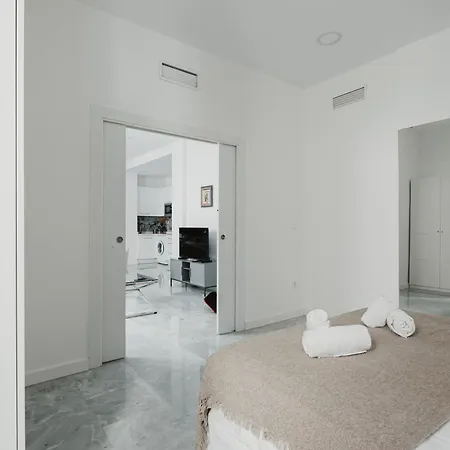 Quiet And Comfortable Fully Renovated Apartment Seville